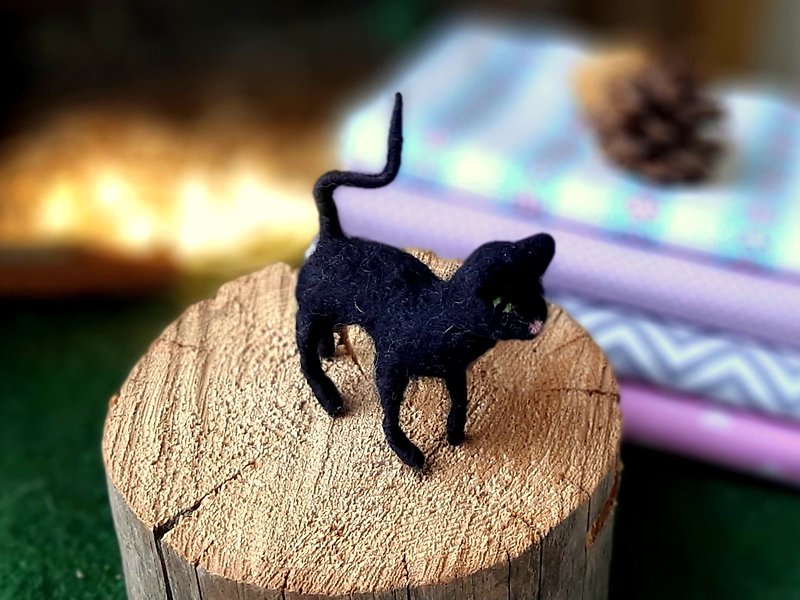 BLACK CAT MINIATURE pet Needle felted doll animal Healing small wool cats