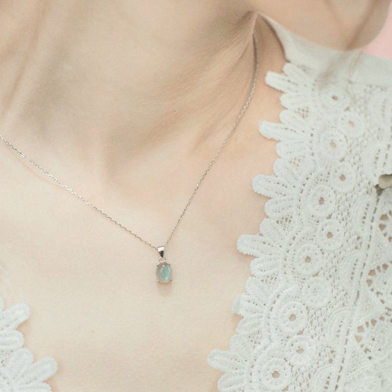 Labradorite 925 Sterling Silver Prong Set Necklace - Necklaces - Gemstone Silver