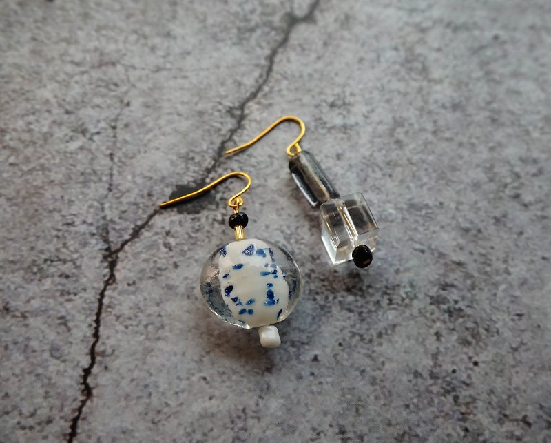 Handmade Lamp work Glass Earrings - Earrings & Clip-ons - Glass Blue