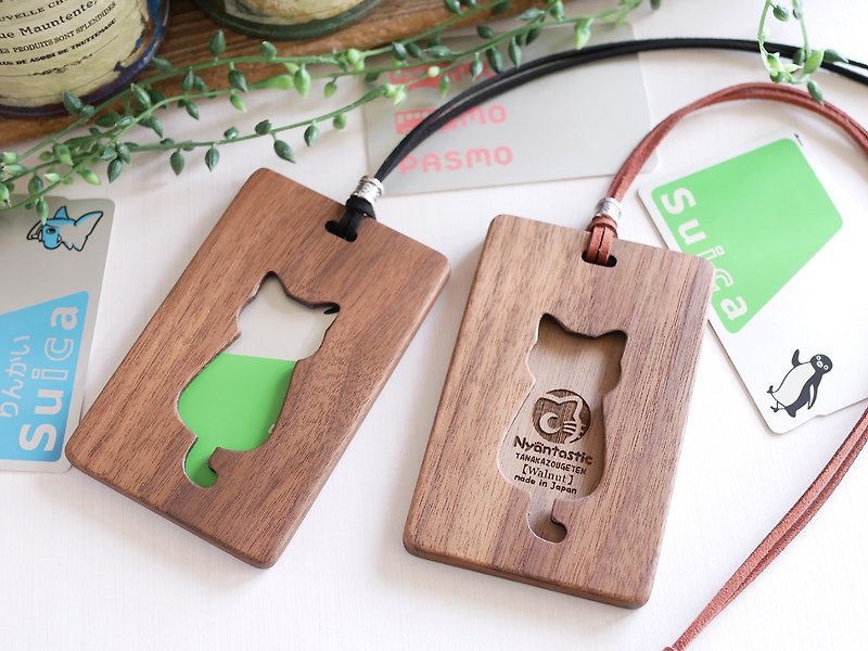 Wooden IC card case [Cat silhouette] Walnut - ID & Badge Holders - Wood Khaki