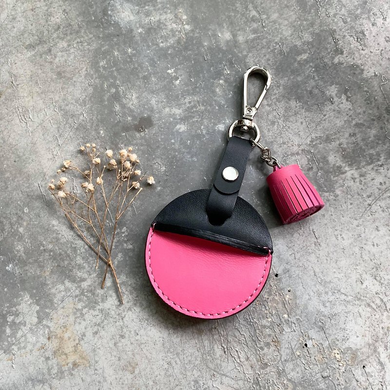 gogoro key holster activity hook loop + small tassel black + pink customized gift - Keychains - Genuine Leather Red