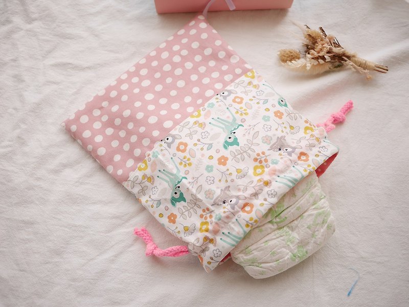 尿布束口收納袋 濕紙巾收納袋 萬用袋 小鹿款 - 其他 - 棉．麻 粉紅色
