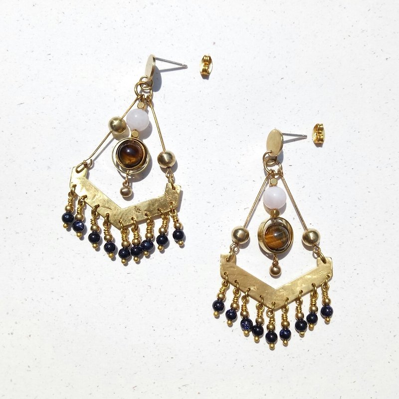 National Eye vortex air Tremella earrings 925 needles / Bronze Clip-On - Earrings & Clip-ons - Other Metals Khaki