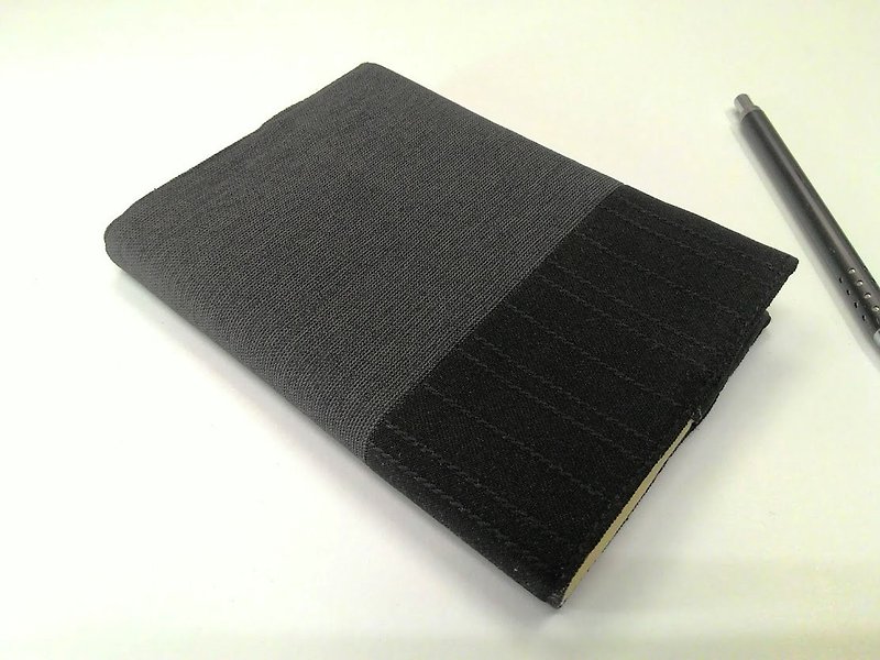 Exquisite A6 cloth book clothing ~ black (single product) B04-042 (Wu XX designated single area) - สมุดบันทึก/สมุดปฏิทิน - วัสดุอื่นๆ 