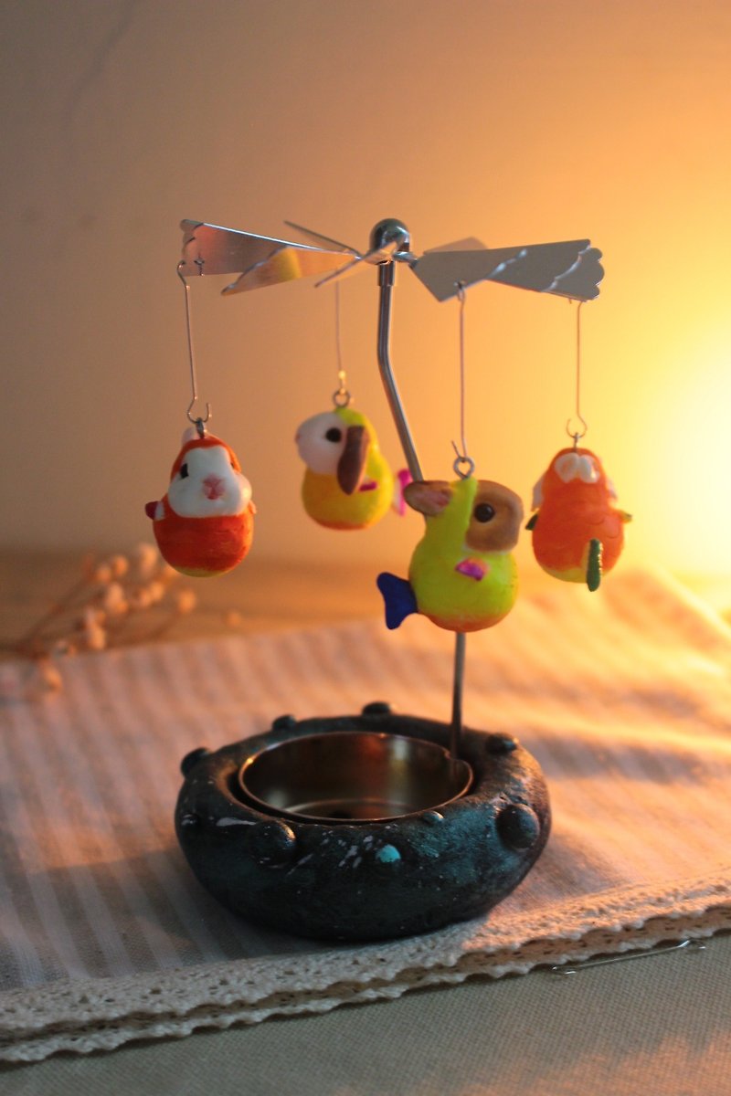 Rotating candlestick ~ fat fish rabbit ~ gift ~ decoration ~ - Pet Toys - Resin Multicolor