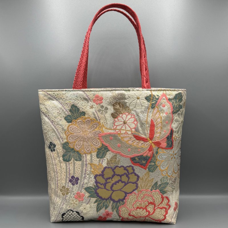 着物 帯 帯締め ハンドメイド トートバッグ リメイク ピンク 金 佐賀錦 花蝶文 正絹 - 手提包/手提袋 - 絲．絹 銀色