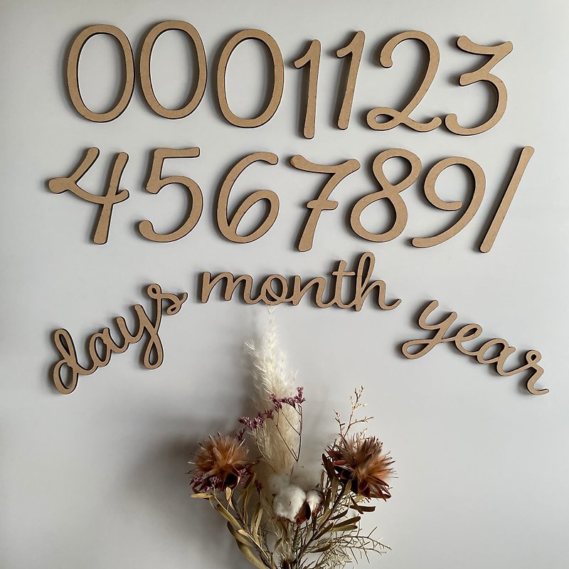 Wooden Letter Banner Monthly Photo Monthly Milestone Full Set Alphabet - ตกแต่งผนัง - ไม้ สีนำ้ตาล