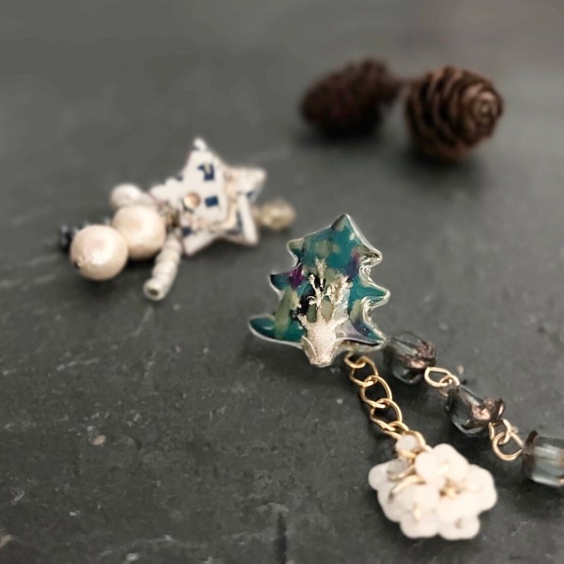 トナカイのかくれが & 星のBuddy イヤリング/ピアス クリスマス限定 - 耳環/耳夾/耳骨夾 - 塑膠 綠色