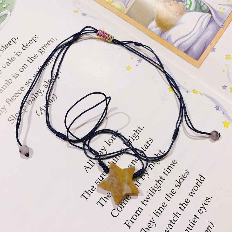 Under the stars. Natural vintage agate woven necklace.
