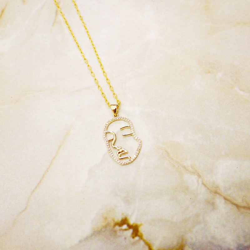 Delicate and personalized face long necklace - สร้อยคอยาว - โลหะ สีทอง