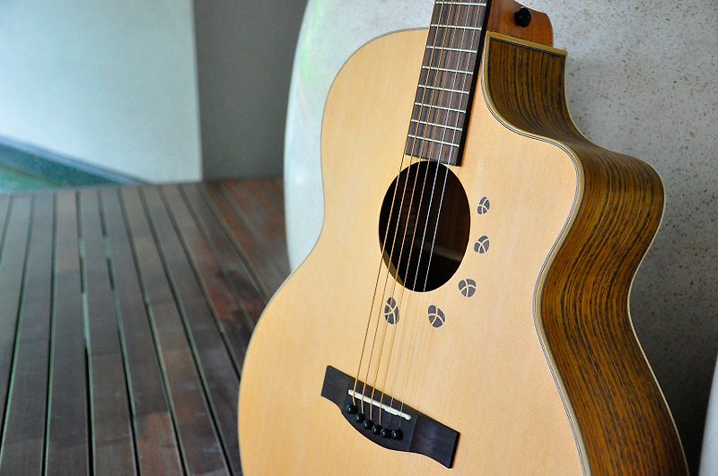 [L.Luthier] Ovangkol S walnut guitar Jumbo barrel