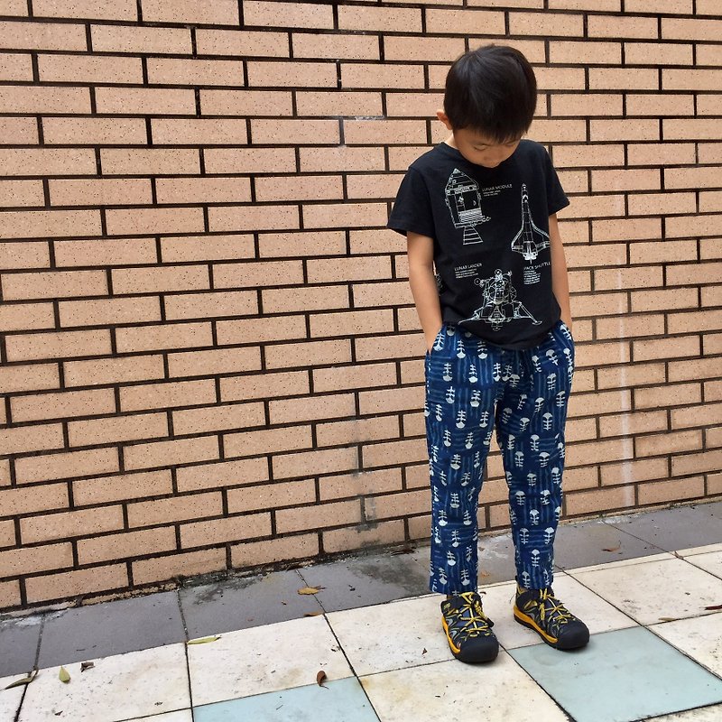 Kids pants- fish bone handblock - กางเกง - ผ้าฝ้าย/ผ้าลินิน สีน้ำเงิน