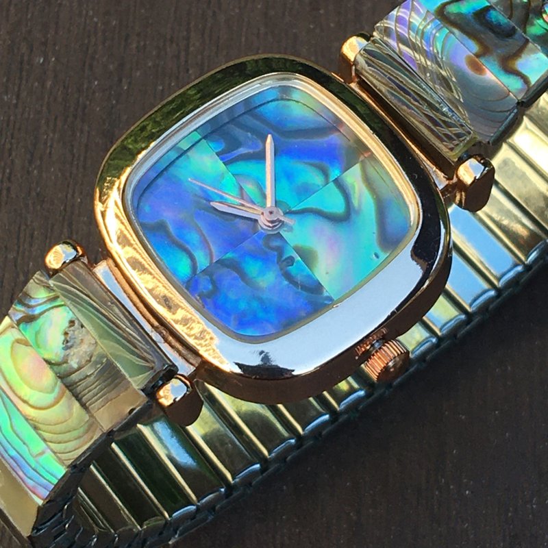 【Lost And Find】Colorful Natural mother of pearl watch - นาฬิกาผู้หญิง - เครื่องเพชรพลอย หลากหลายสี