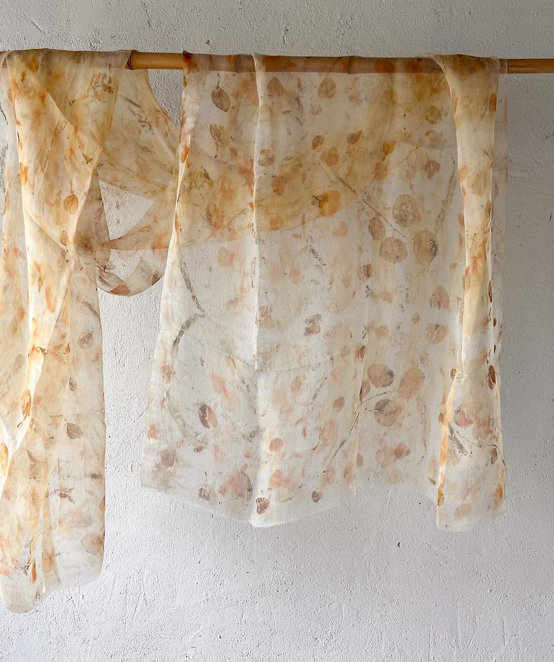 Leaf-dyed organza fabric - Knitting, Embroidery, Felted Wool & Sewing - Silk 