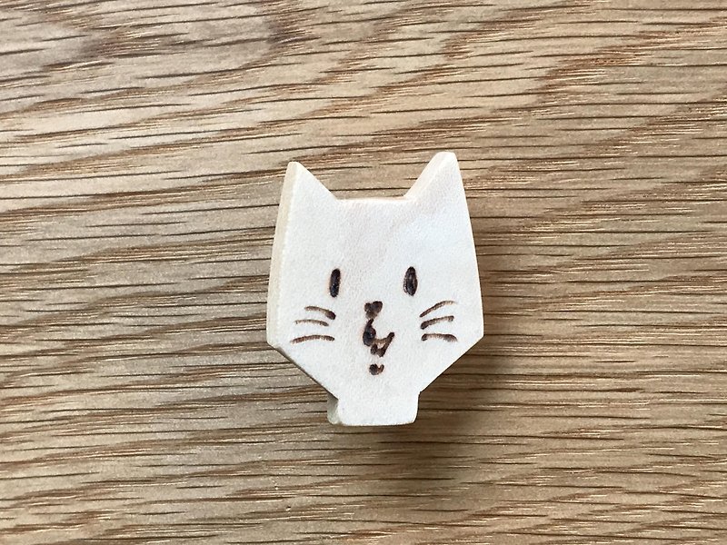 にゃんこブローチ男の子 猫 cat 木製 木 - 胸針/心口針 - 木頭 