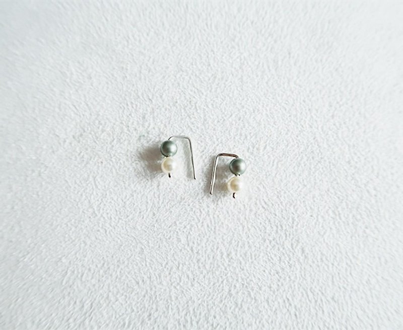 Round beads・Earrings 1+1optional group Sterling Silver【SZE1780】 - ต่างหู - โลหะ หลากหลายสี