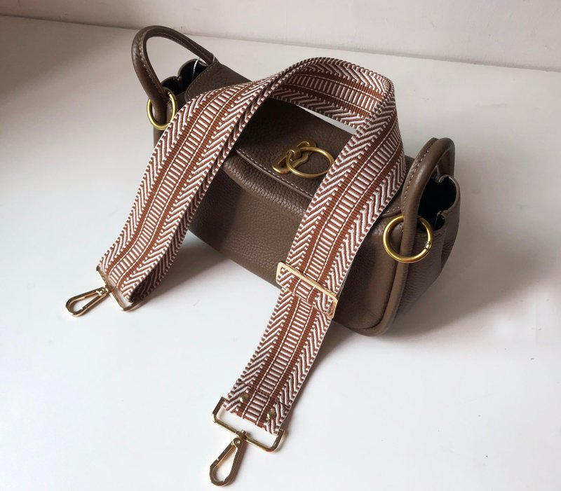 2-inch wide handmade straps, cotton woven straps, backpack straps can be adjusted and replaced - กระเป๋าแมสเซนเจอร์ - ผ้าฝ้าย/ผ้าลินิน สีนำ้ตาล