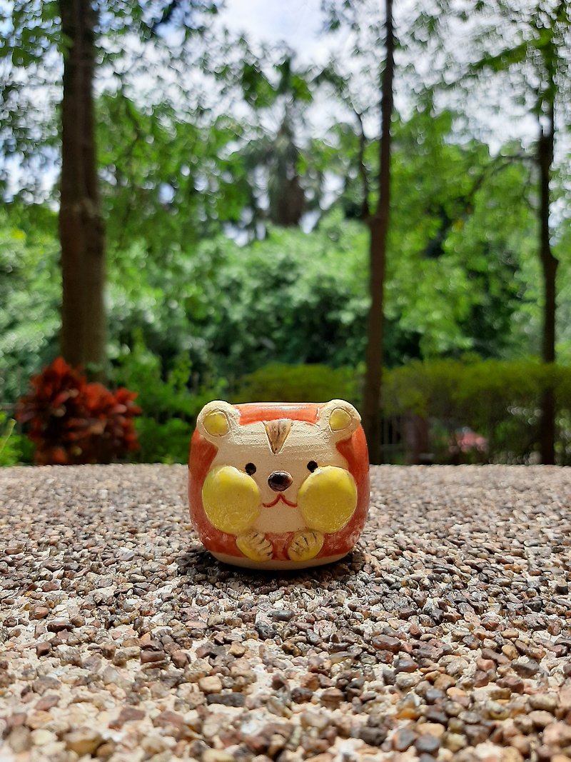 Small hamster handmade succulent flower pot (dual-purpose small teacup) - Pottery & Ceramics - Pottery Yellow