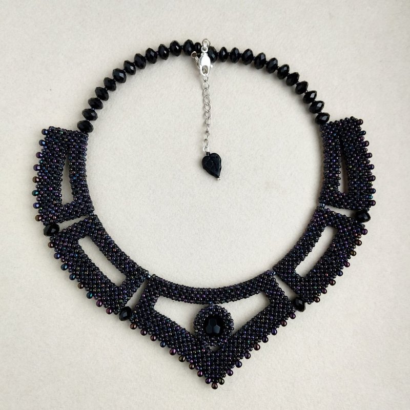 Necklace Gothic stylish beaded black with agate - 項鍊 - 玻璃 黑色