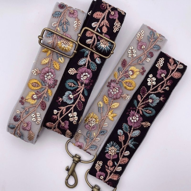 刺繡手機背帶 可調節背帶 好煩小姐 - 手機配件 - 其他人造纖維 黑色