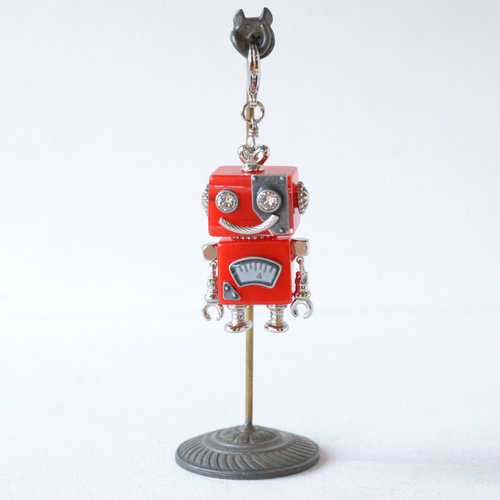 ロボット型チャーム 黒と赤 ロボット型チャーム 黒と赤 Robot accessories】ロボットチャーム