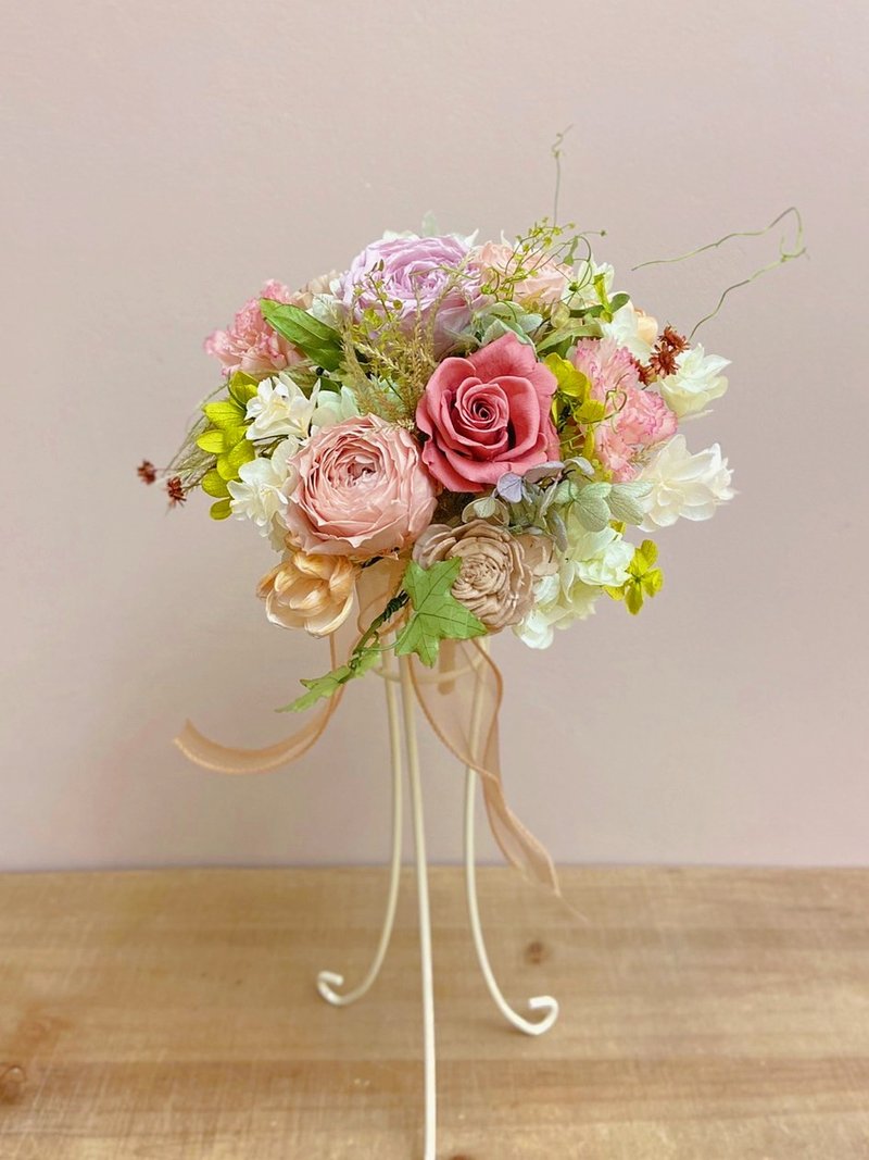 粉紫色系永生捧花 / 新娘捧花/永生花花禮/桌花/居家佈置 - 乾燥花/永生花 - 植物．花 多色