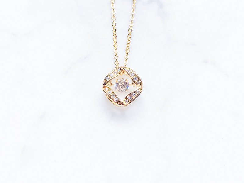 :: Twilight Dance :: Square Zirconium Sparkling Clavicle Chain - Collar Necklaces - Gemstone 