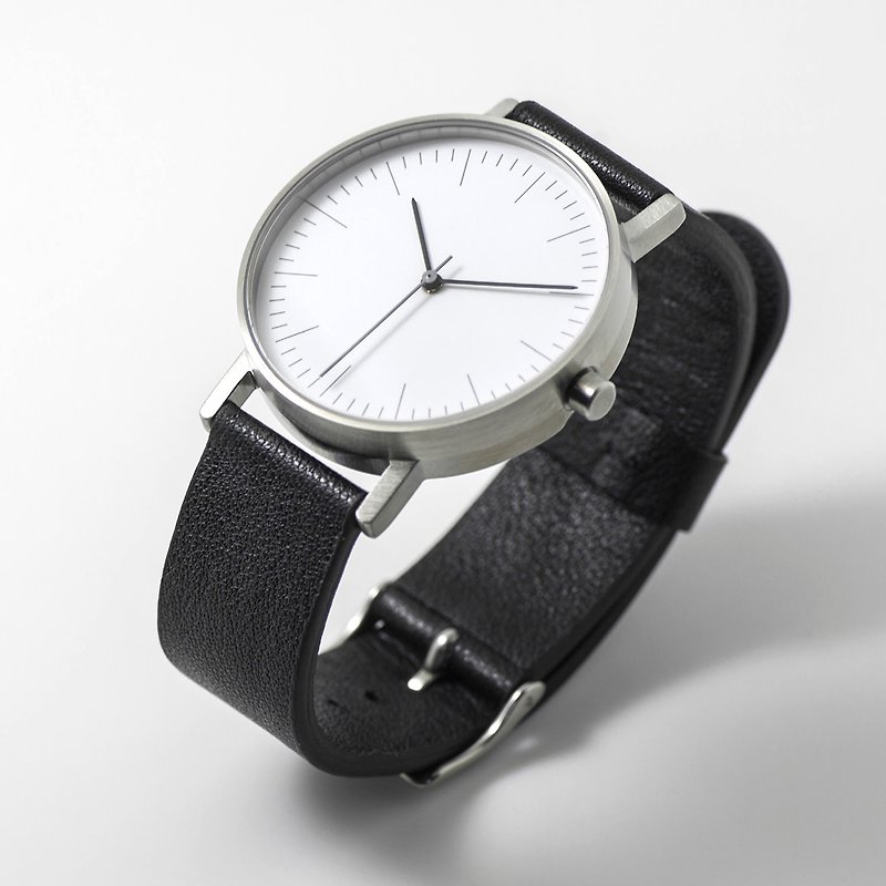 BIJOUONE WATCHES Piguet watches Oak Bay B001 series Swiss movement quartz watch retro minimalist 001-SBK silver / black - Women's Watches - Other Materials Silver