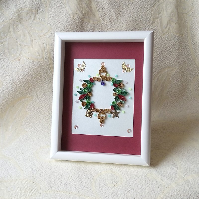 Hand-made Christmas paper quilling gift box 2 - Items for Display - Paper White