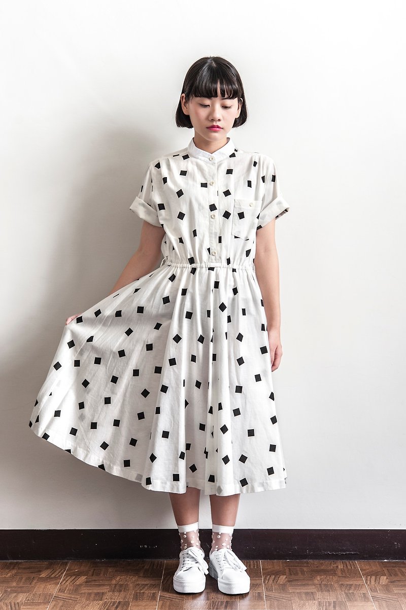 Vintage black and white box cotton ancient short - sleeved dress