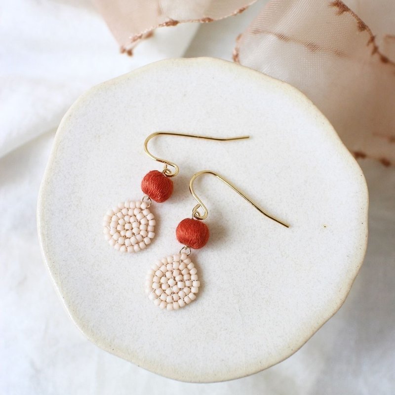 Beaded earrings_Fruit series/woven/orange/beading earing - ต่างหู - งานปัก สีส้ม