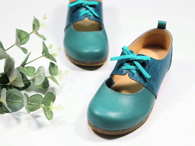 Healthy and beautiful shoes-thumbs eversion//soft and stress-relieving//lake green - รองเท้าหนังผู้หญิง - หนังแท้ สีเขียว