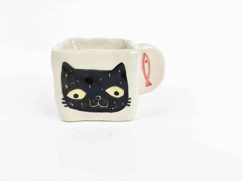 ニースリトルクレイ手の小さな正方形のカップ_小さな黒い猫の01132から02 - マグカップ - 陶器 ホワイト