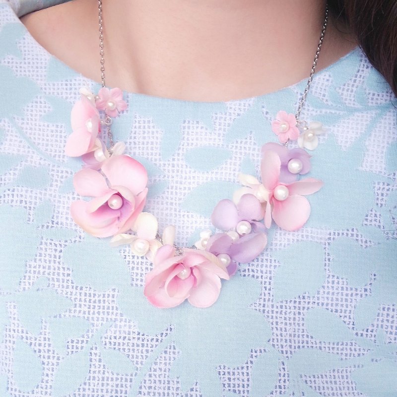 手工串珠花花項鍊頸鍊 伴手禮 婚禮伴娘姊妹禮物 - 頸鏈 - 植物．花 多色