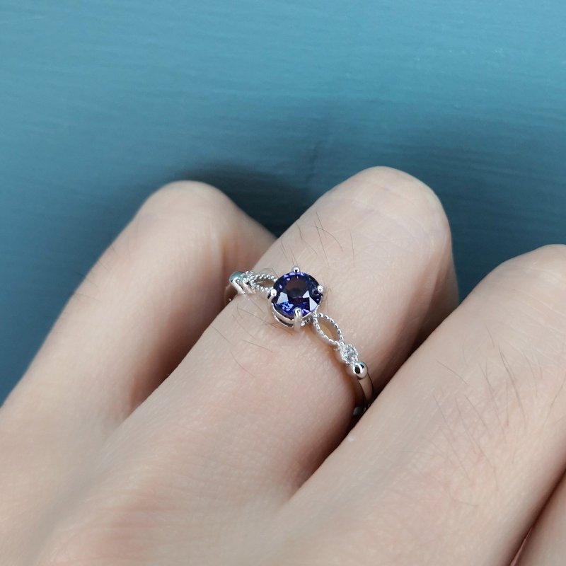 天然丹泉石/坦桑石/ Tanzanite 柔美線戒 / 戒圍可調 / 交換禮物 - 戒指 - 純銀 藍色