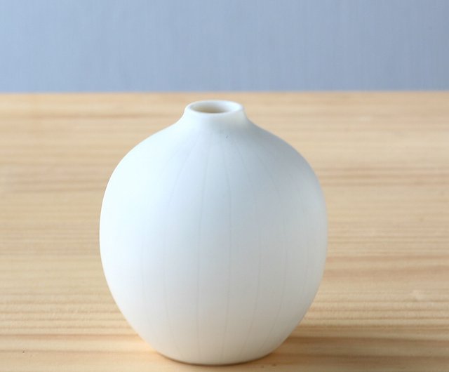 Small White Pottery Flower Vase Studiobwanji Ceramics I Small White Pottery Flower Vase, Round White Vase Large