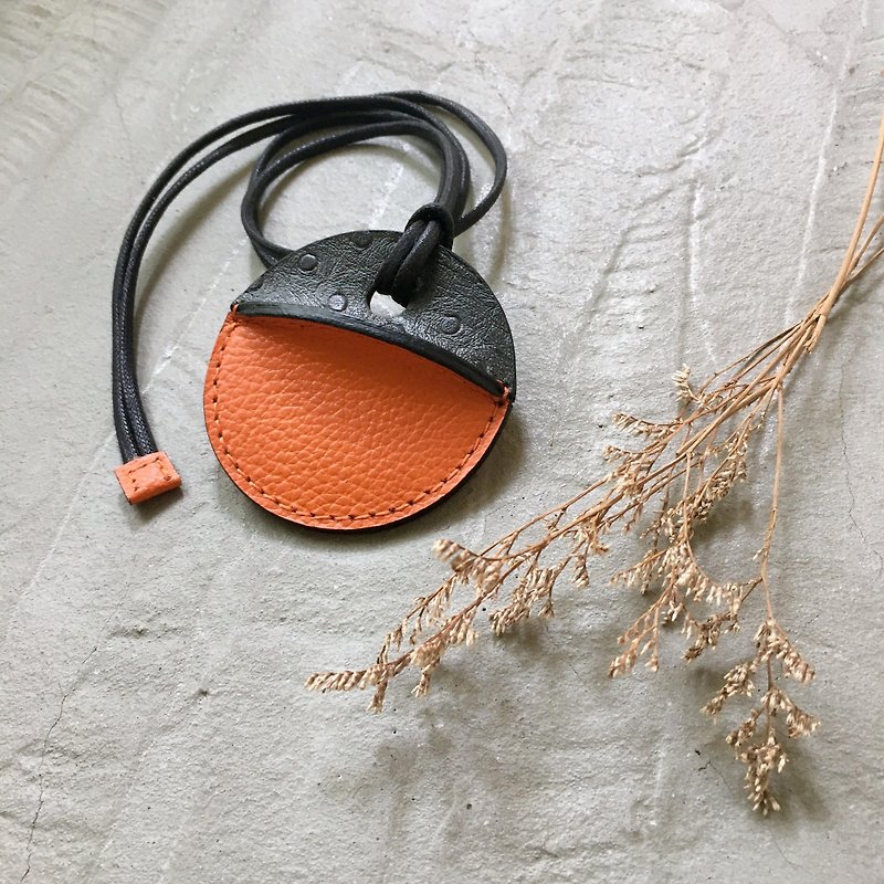 gogoro鑰匙皮套訂製  鐵灰鴕鳥紋+橘色荔枝紋客製化 - 鑰匙圈/鎖匙扣 - 真皮 銀色