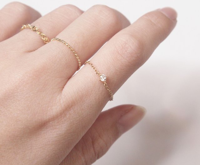 Tiny hot sale rings gold