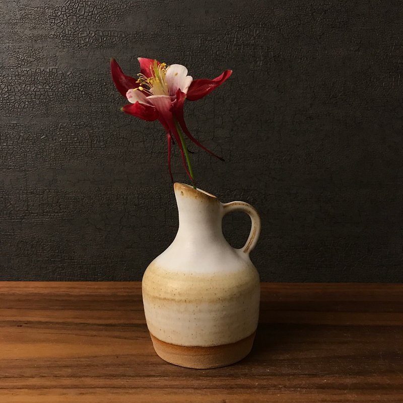 [Komaru flower pot] Milk bottle-like small flower pot vase - Pottery & Ceramics - Pottery 
