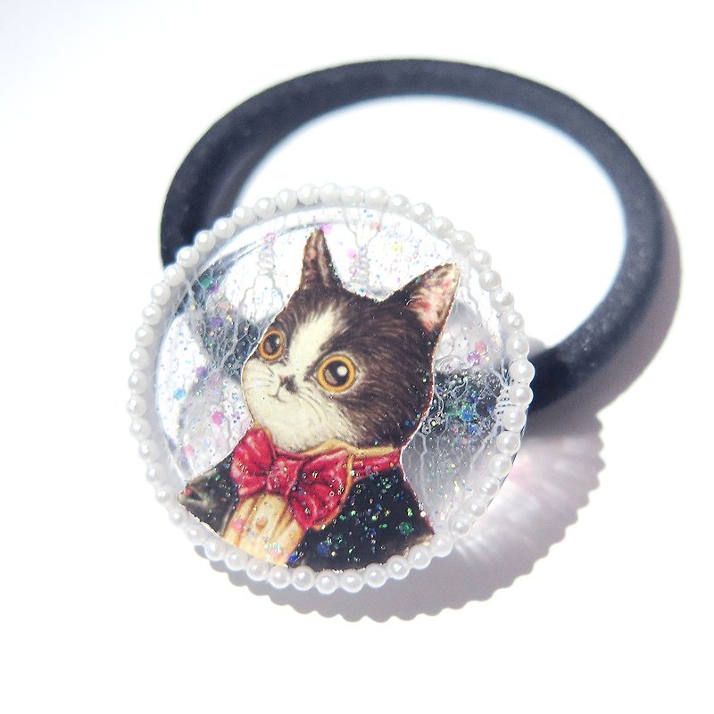 Noble Cat Gentleman Benz Cat Round Hair Tie - เครื่องประดับผม - เรซิน สีใส