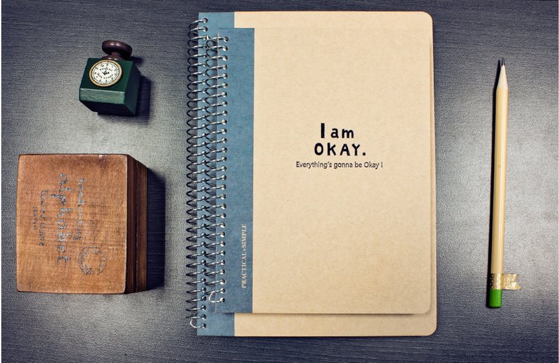 柏格文具 x I am Okay【活頁筆記本-18K】四款顏色,兩款內頁 - 筆記本/手帳 - 紙 卡其色