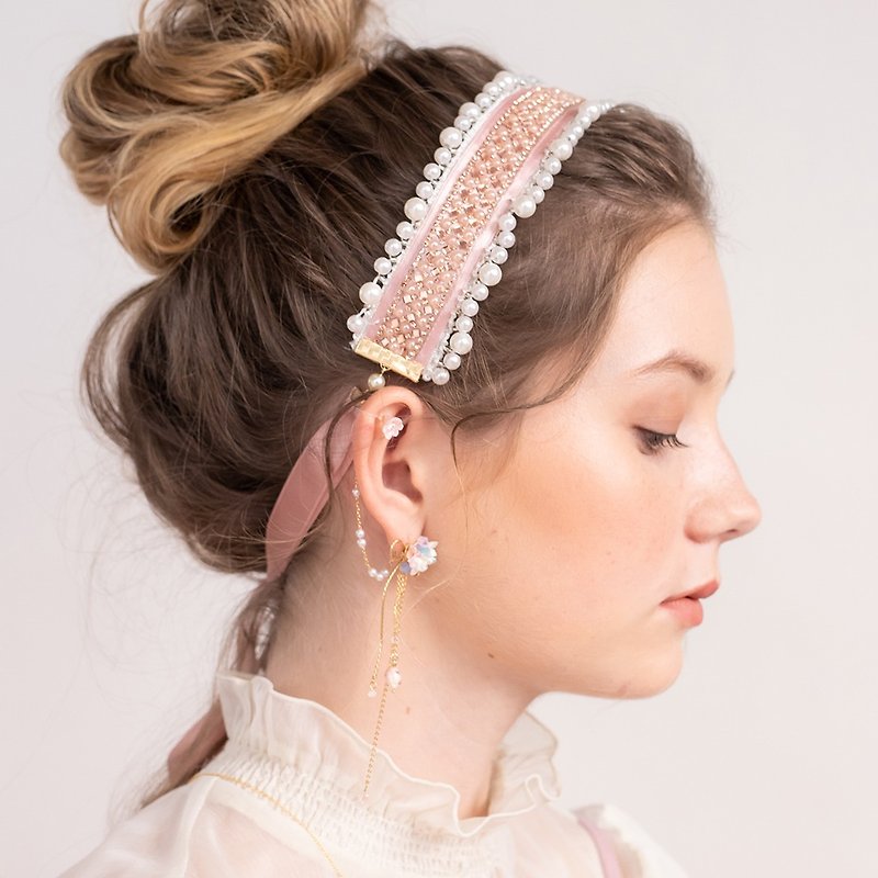 AURORA: 粉雪珍珠寶石髮帶 - 手工飾品 - 髮夾/髮飾 - 絲．絹 粉紅色