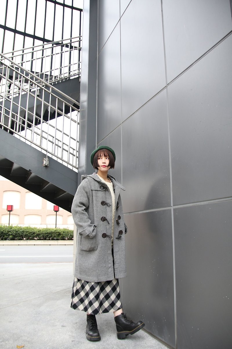 Back to Green:: Grey lining horn button coat / / vintage coat - Women's Casual & Functional Jackets - Wool 