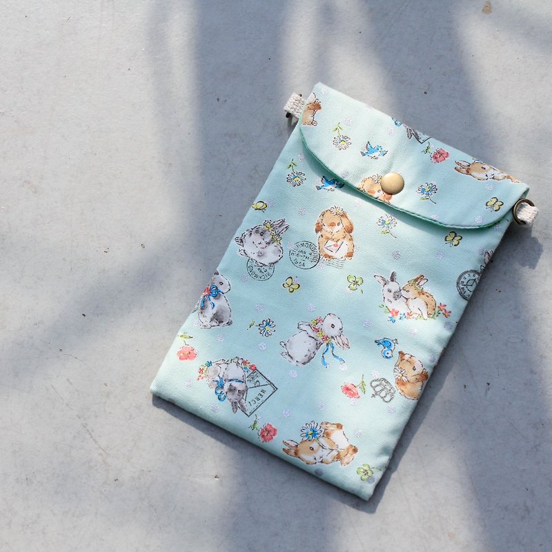 【日本中厚棉】田園親密兔 #手機包 - 側背包/斜背包 - 棉．麻 綠色