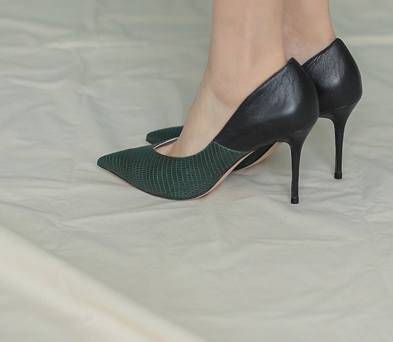 V mouth double stitch structure leather fine high-heeled green - รองเท้าส้นสูง - หนังแท้ สีเขียว
