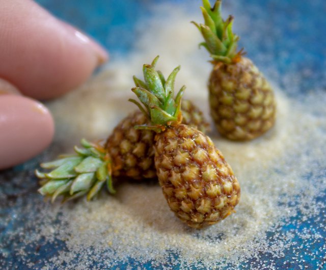 / Miniature Pineapples/ Miniature Fruit 1:12 Dollhouse Miniature Pineapple 1 PC 