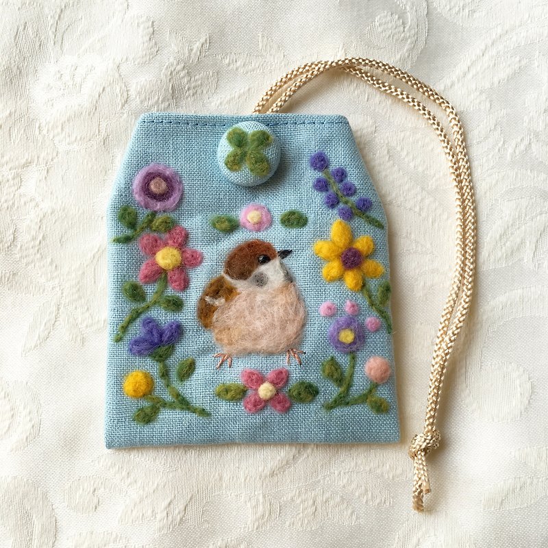 Amulet bag of baby sparrow - Toiletry Bags & Pouches - Cotton & Hemp Blue