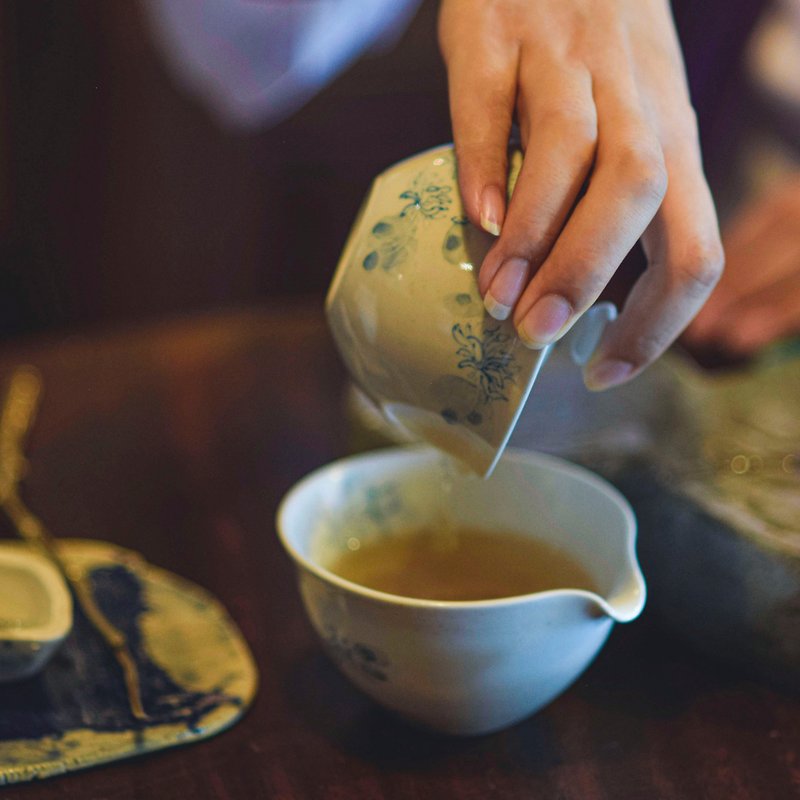 Faces of Tea: Signature Tea of Jioufen Teahouse - Tea - Plants & Flowers Red