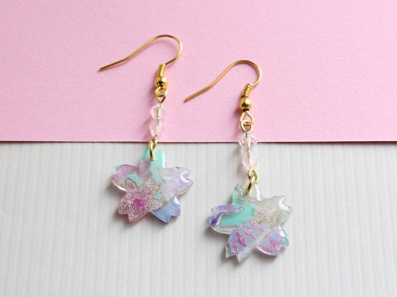 Light Green Hand painted Japanese Yuzen pattern with crystal earrings