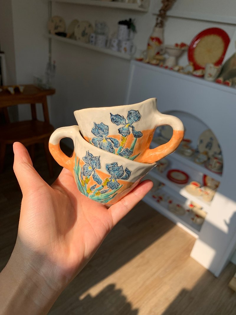 Coffee Shot Cup with painting - 花瓶/花器 - 陶 多色